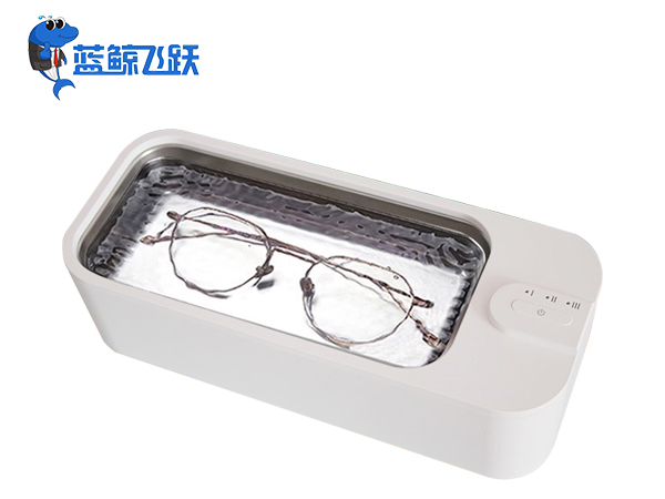 如何使用糖心TV官方网页清洗手表？