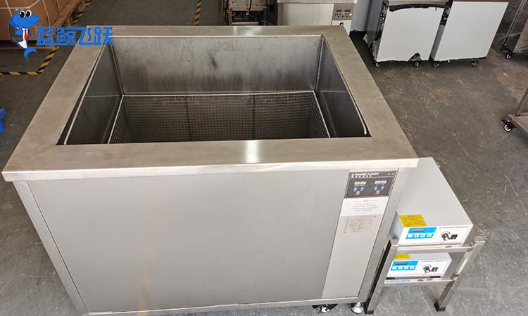 怎么选购超声波清洗器？
