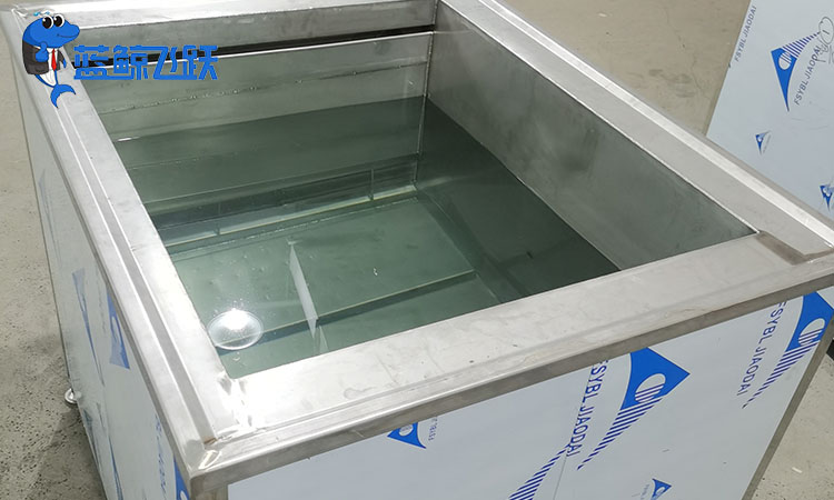 超声波清洗技术：优势与传统清洗方式对比