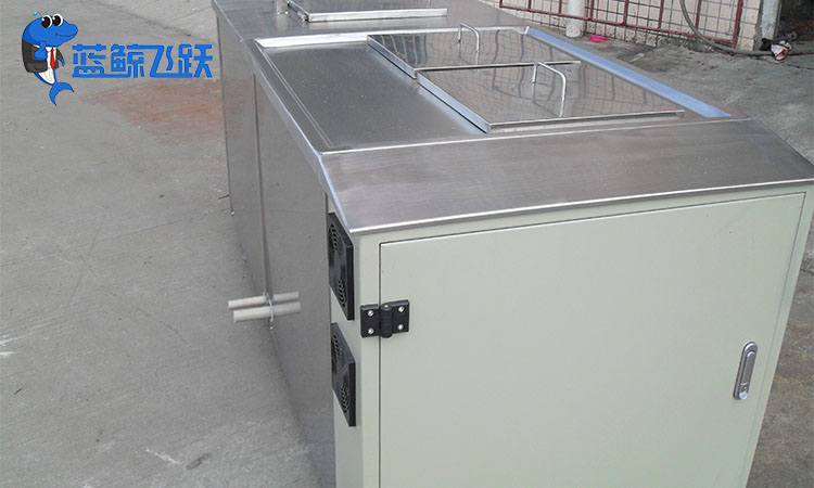 超声波清洗金属管道系统：保持通畅与优质流体的关键