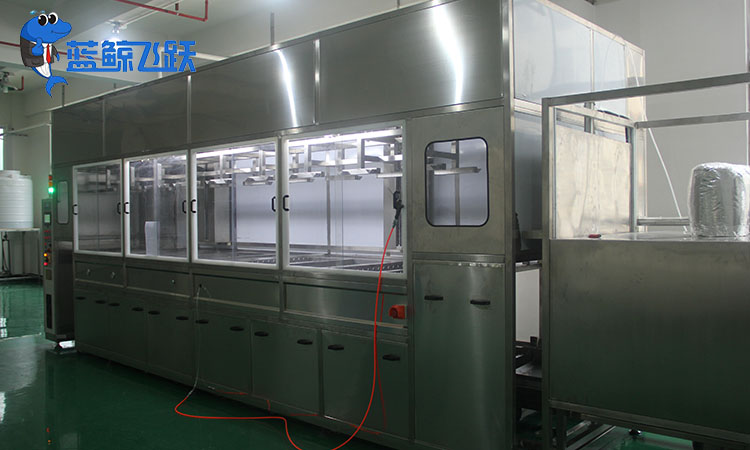 电动车辆金属表面清洗：超声波技术的高效恢复