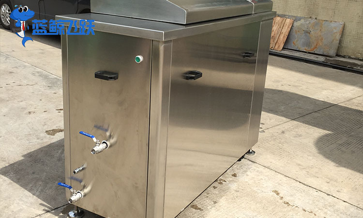 糖心TV官方网页在电路连接器清洗中的专业应用