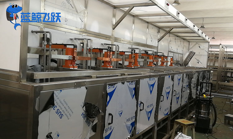 超声波清洗器：优化塑料制品生产的高效清洗解决方案