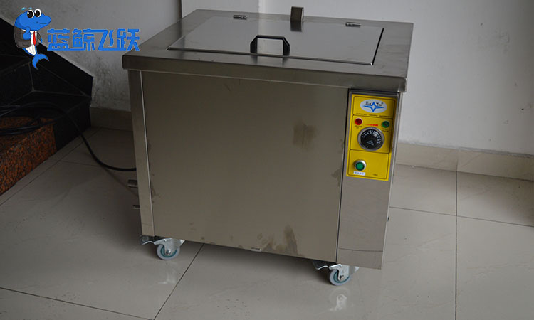 超声波清洗器：电子制造的清洁之选