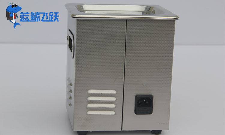 清洁力之源：超声波清洗技术助力金属零部件的卓越清洗