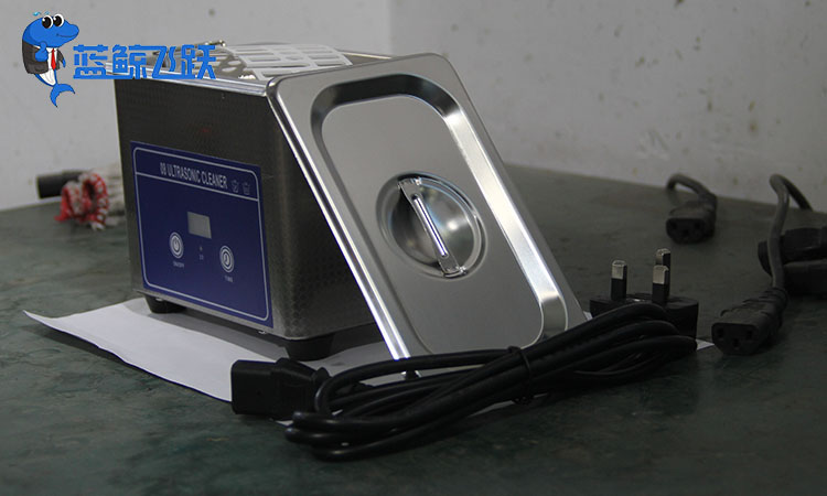 糖心TV官方网页在餐饮业中的应用与清洗频率探讨