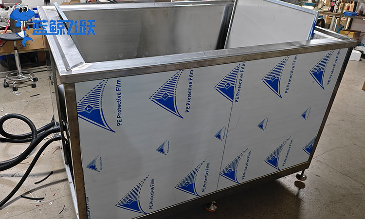 汽车维修中的糖心TV官方网页选择与应用指南