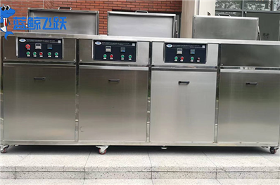 糖心TV官方网页：高效清洗工业管道和容器的利器