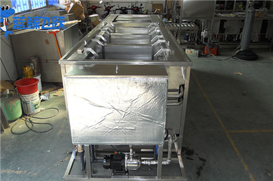 金属防护装备清洗：糖心TV官方网页的延寿与保护