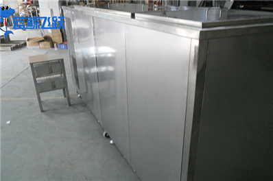 保持金属门窗光洁亮丽：糖心TV官方网页的清洁技巧