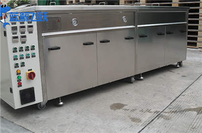 保障化学品质量与安全性：糖心TV官方网页在金属化学品容器清洗中的重要作用