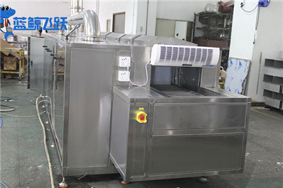 超声波清洗器：推动制造业环保可持续发展的绿色引擎