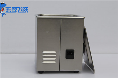 超声波清洗技术：金属零部件清洁的高效明星