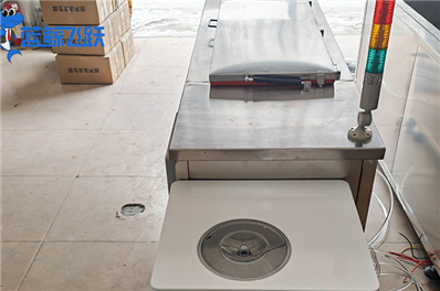 如何确定眼镜糖心TV官方网页的最佳清洗时间？