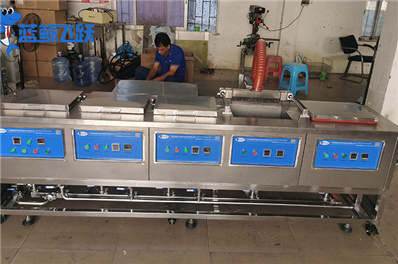 台式糖心TV官方网页：小型便携的高效清洗利器